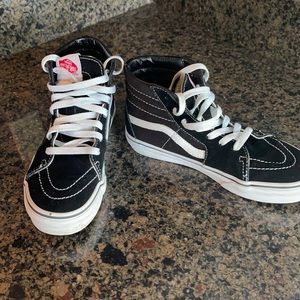Black VANS SK8 Hi - size 3